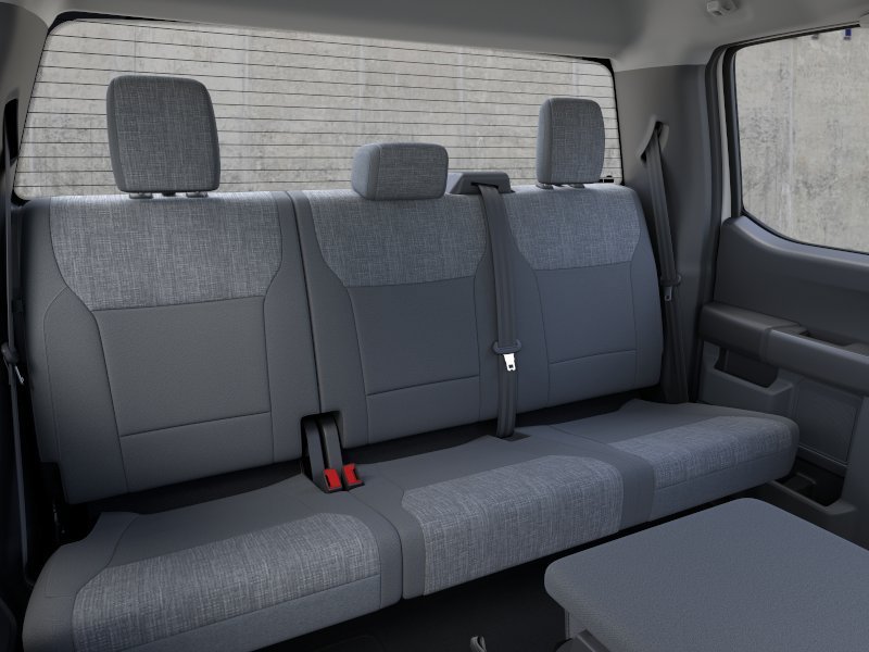 New 2026 Oxford White Ford XLT image 11