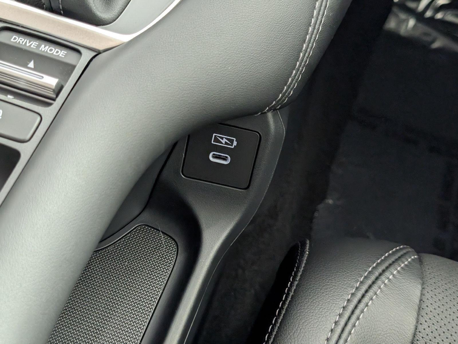 2025 Honda HR-V EX-L - Photo 28
