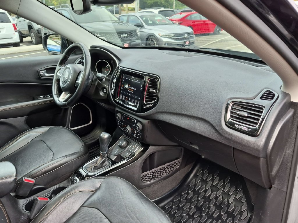Used 2020 Gray Jeep Limited image 26