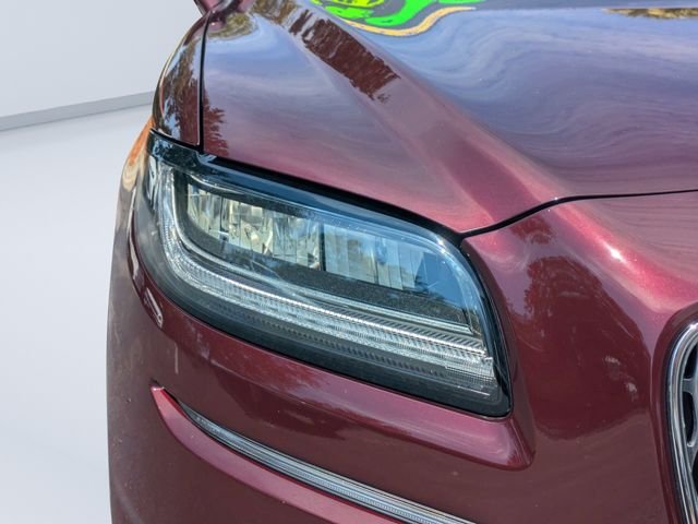 Used 2022 Red Lincoln Standard image 9
