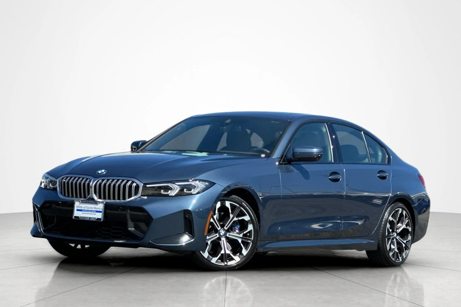 2026 BMW 3 Series 330i