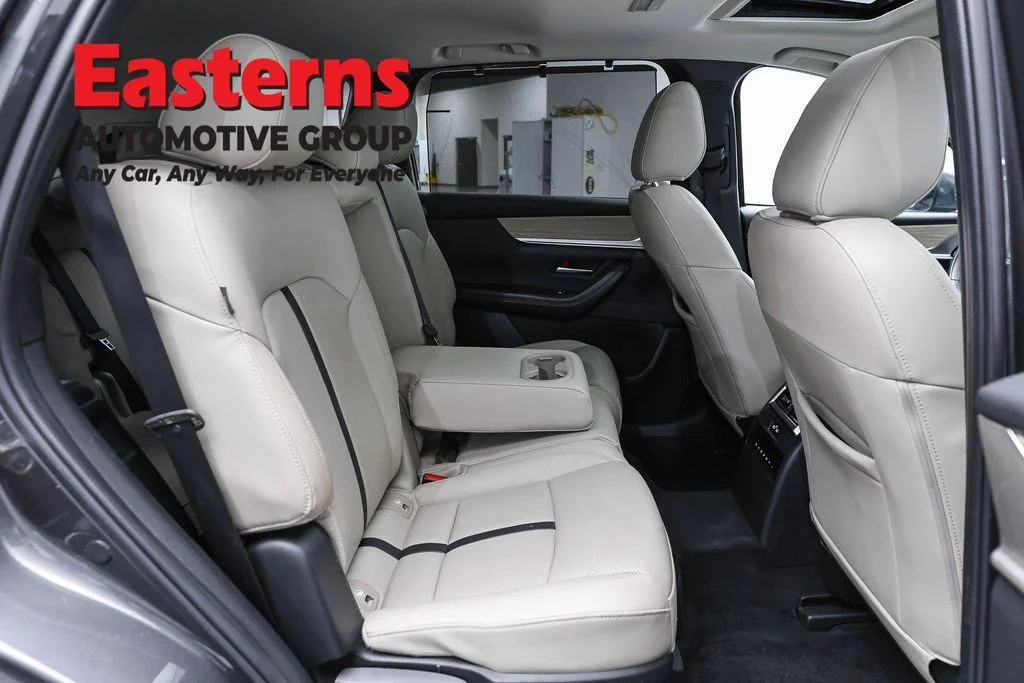 Used 2024 Gray Mazda Preferred image 27