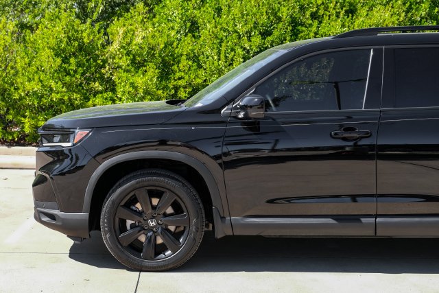 Used 2025 Black Honda Black Edition image 17