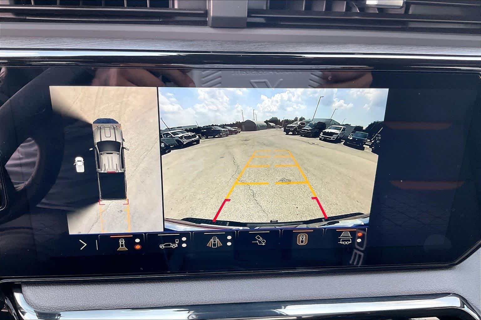 Used 2026 Onyx Black GMC AT4 image 27