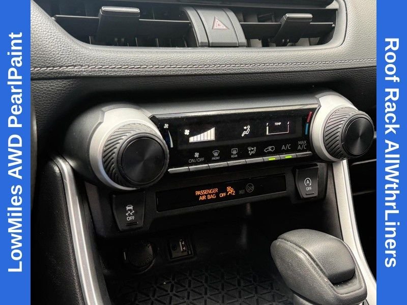 Used 2019 Pearl Toyota LE image 18