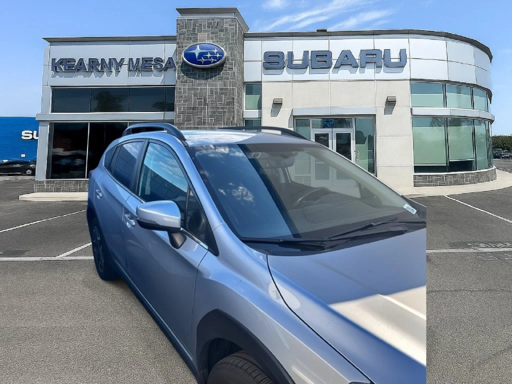Used 2020 Silver Subaru Limited image 3