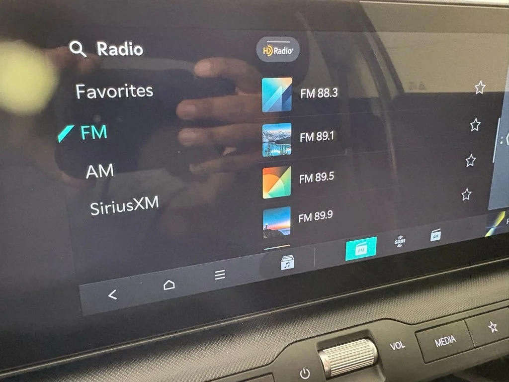 New 2026 Steel Gray Kia LXS image 27
