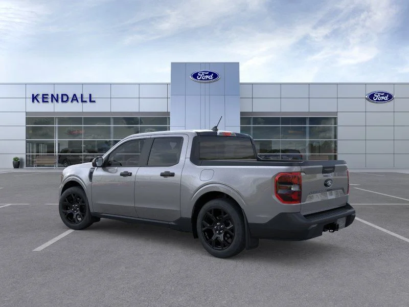Used 2025 Gray Ford XLT image 4