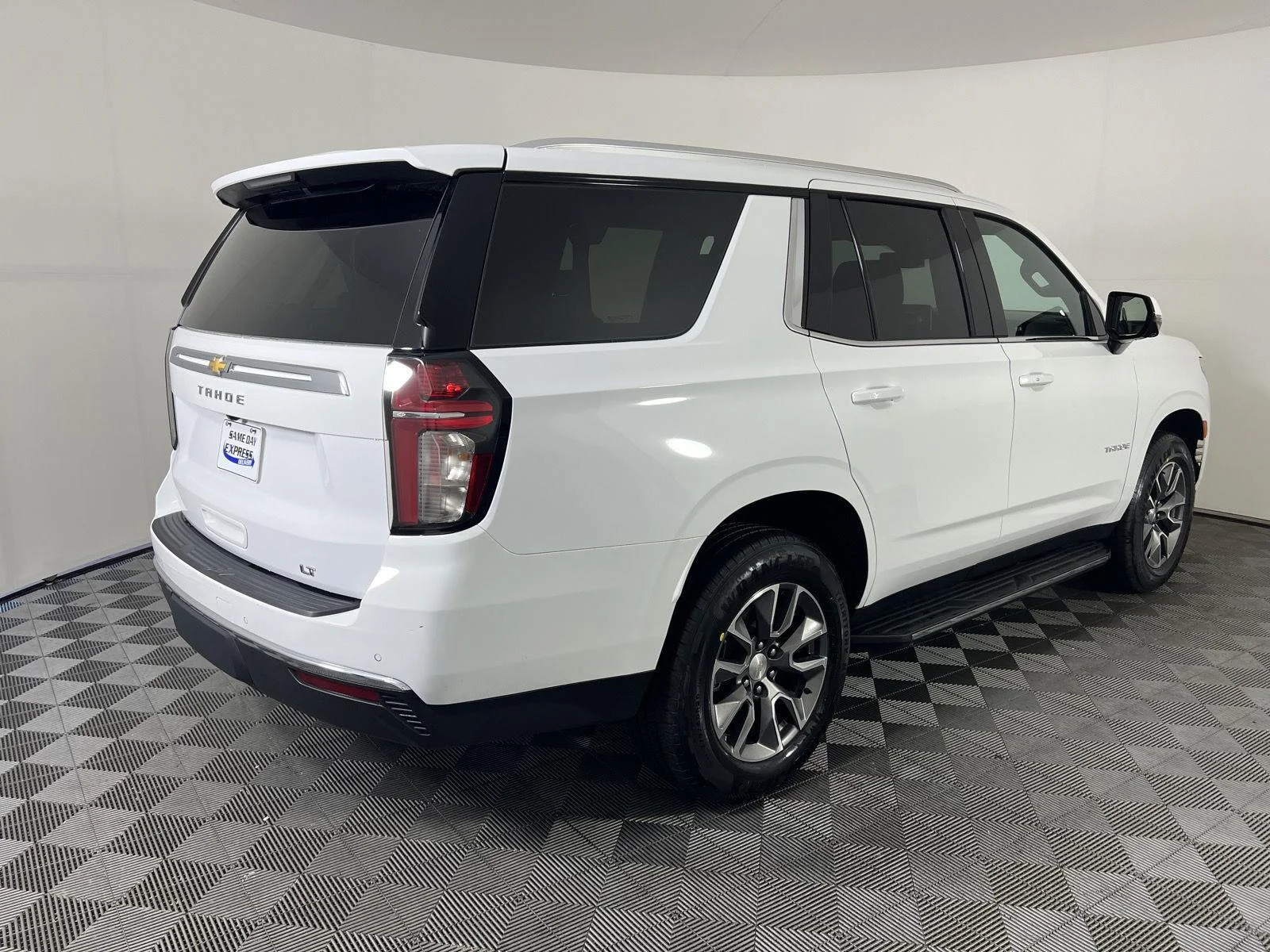 Used 2023 Summit White Chevrolet LT image 30