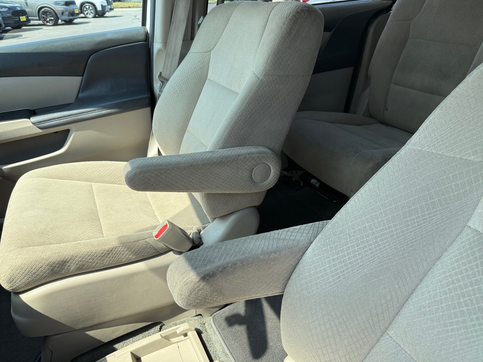 Used 2016 White Diamond Pearl Honda LX image 14