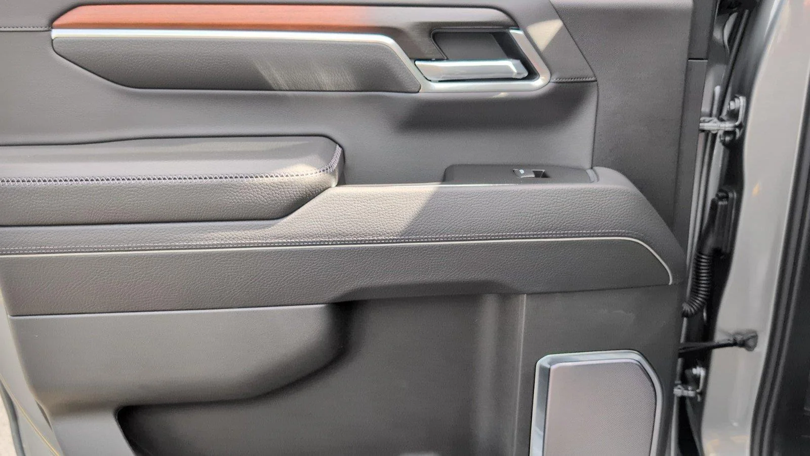 New 2026 Sterling Metallic GMC Denali image 38