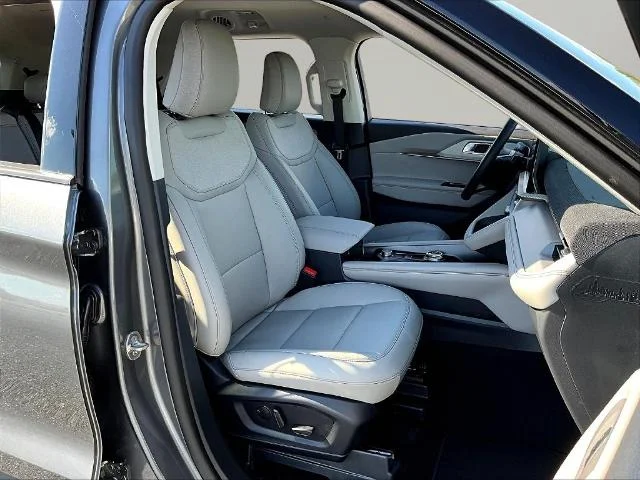 New 2026 Carbonized Gray Metallic Ford Active image 53