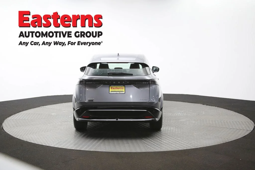 Used 2023 Gray Nissan ENGAGE image 37