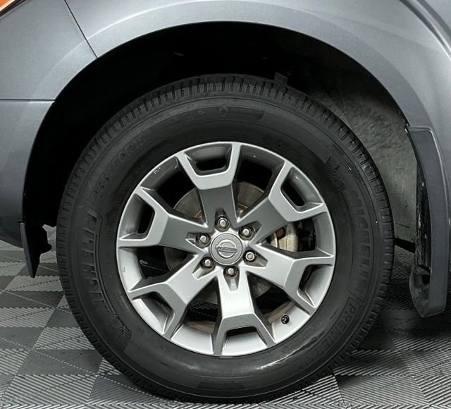 Used 2021 Gray Nissan SV image 11