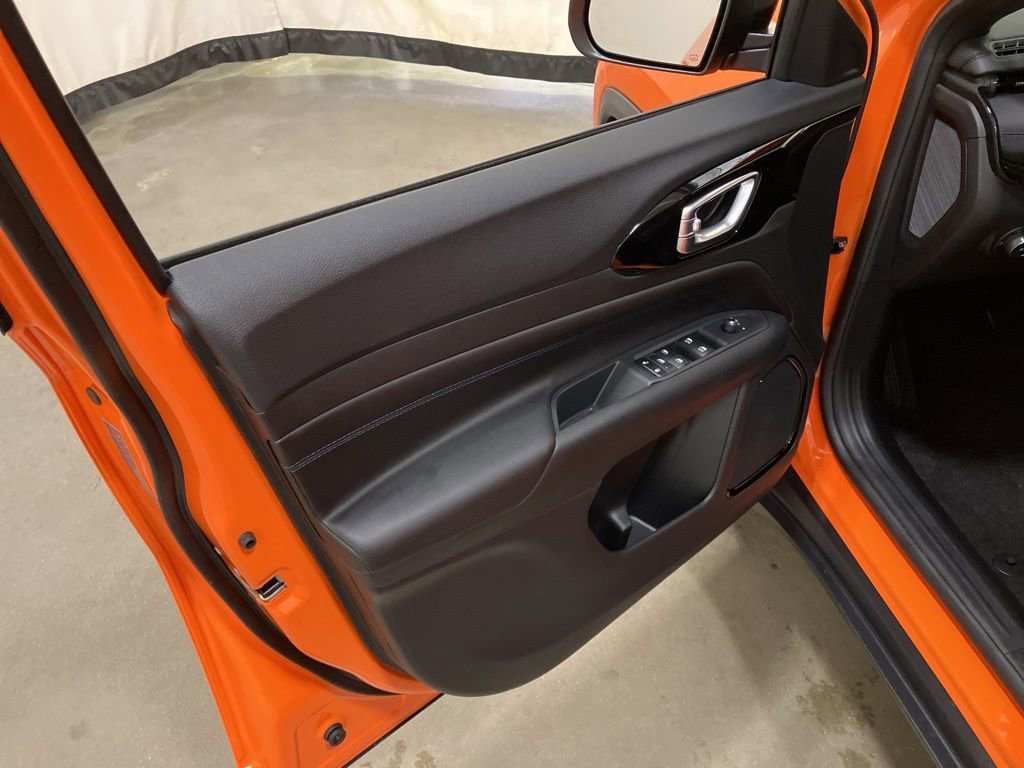 New 2026 Joose Exterior Paint Jeep Latitude image 5
