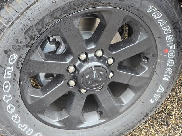 New 2026 Granite Crystal Metallic Clear-Coat Exterior Paint RAM Big Horn image 26