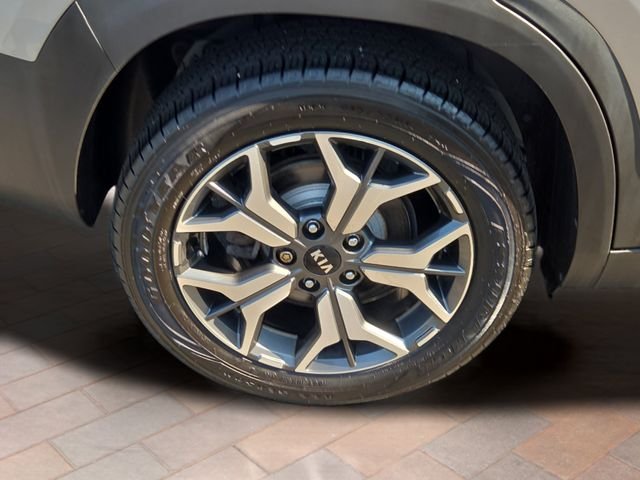 Certified Used 2021 Gray Kia EX image 5