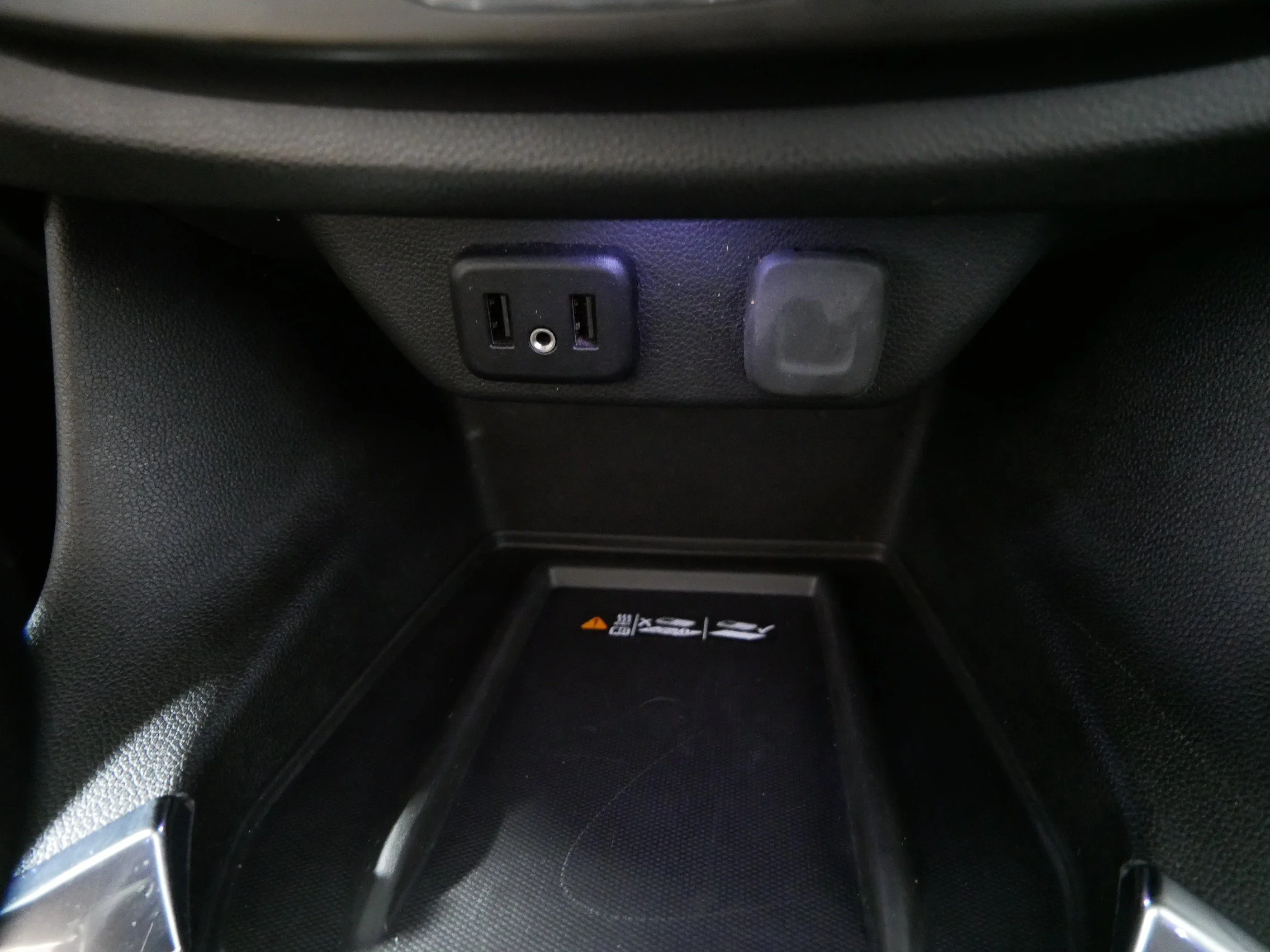 Used 2023 Sterling Gray Metallic Chevrolet LT Leather image 30