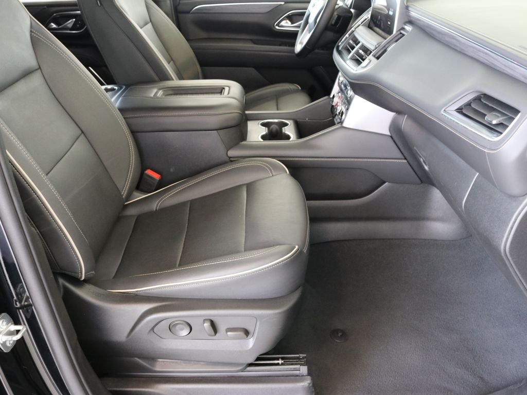Used 2024 Black GMC SLT image 34
