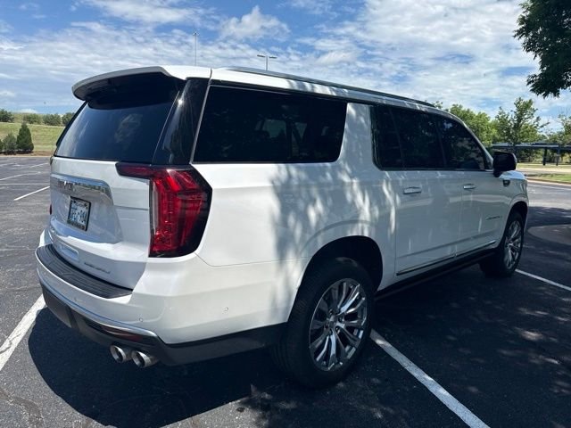 Used 2023 White GMC Denali image 5