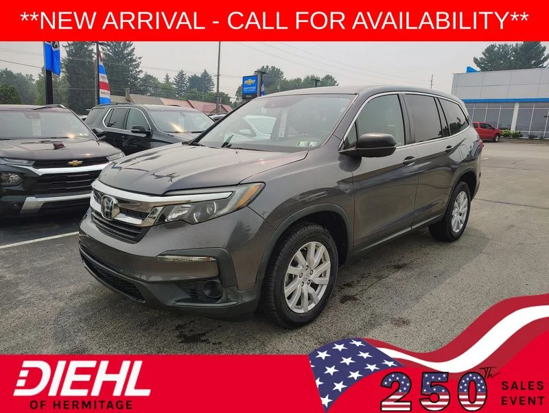 Used 2019  Honda LX image 1