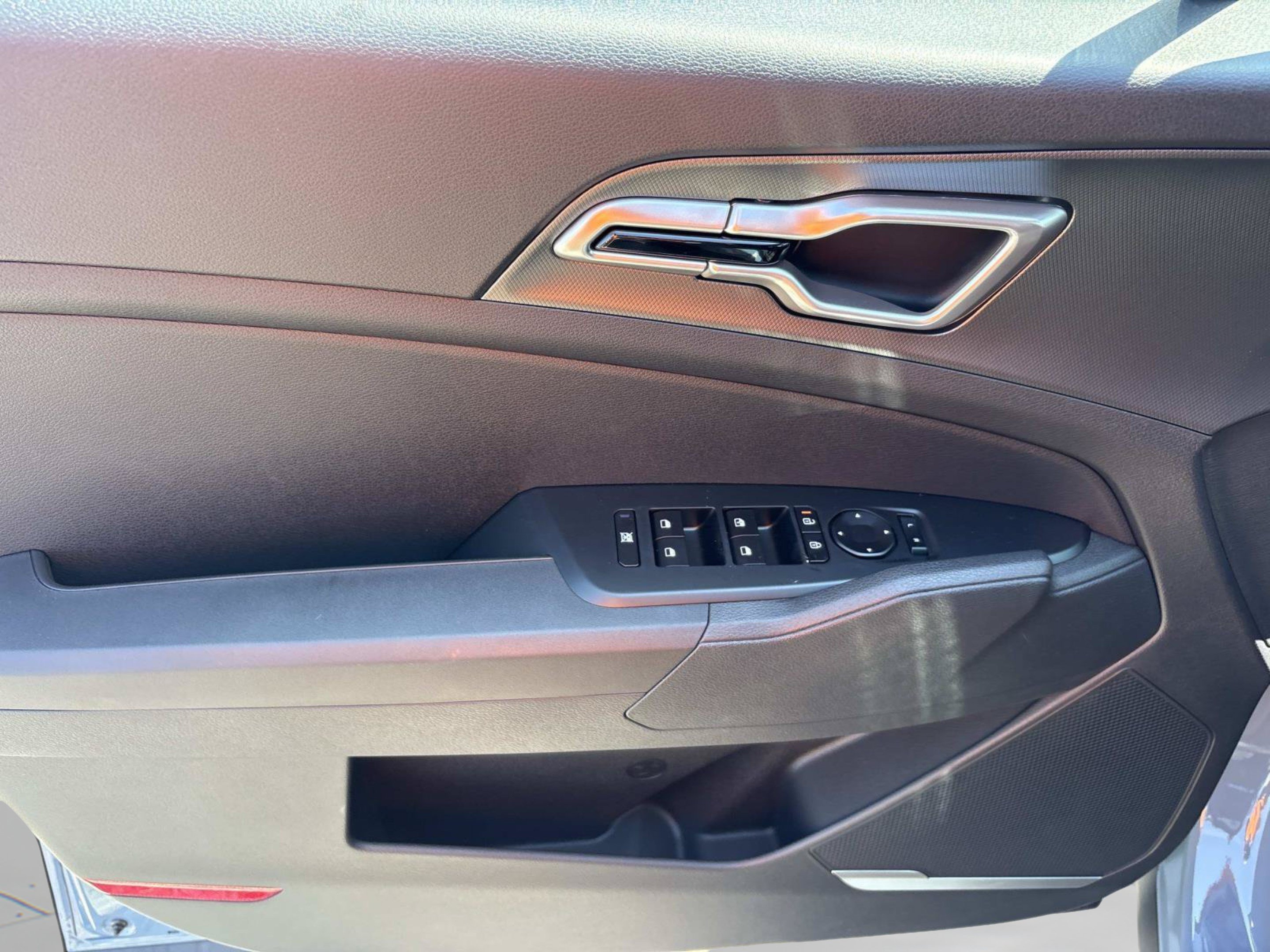 New 2027 Heritage Blue Kia S image 16