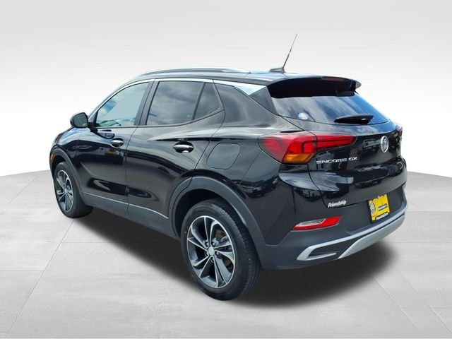 Used 2022 Black Buick Select image 8