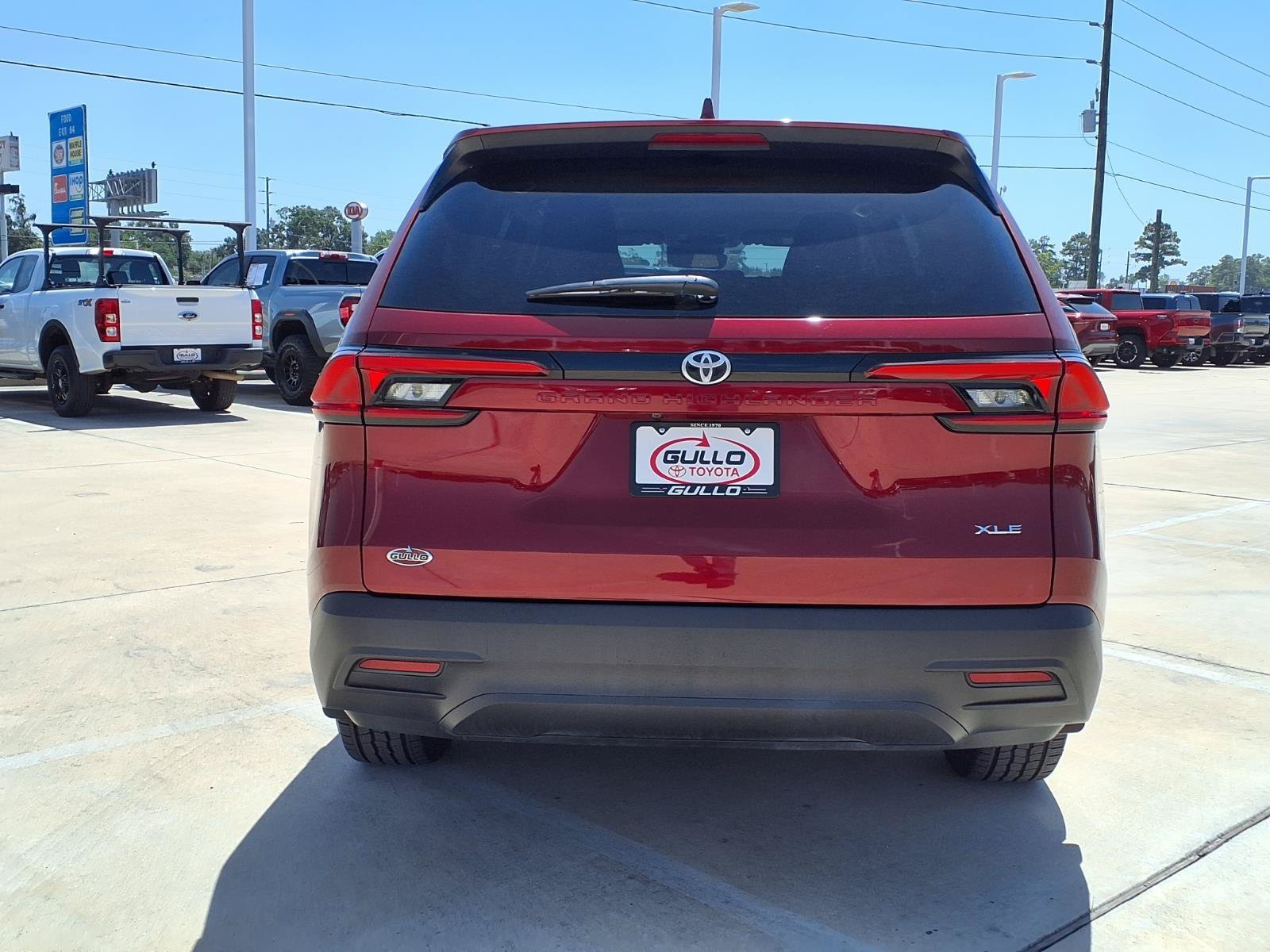 Certified Used 2024 Pearl Toyota XLE image 7