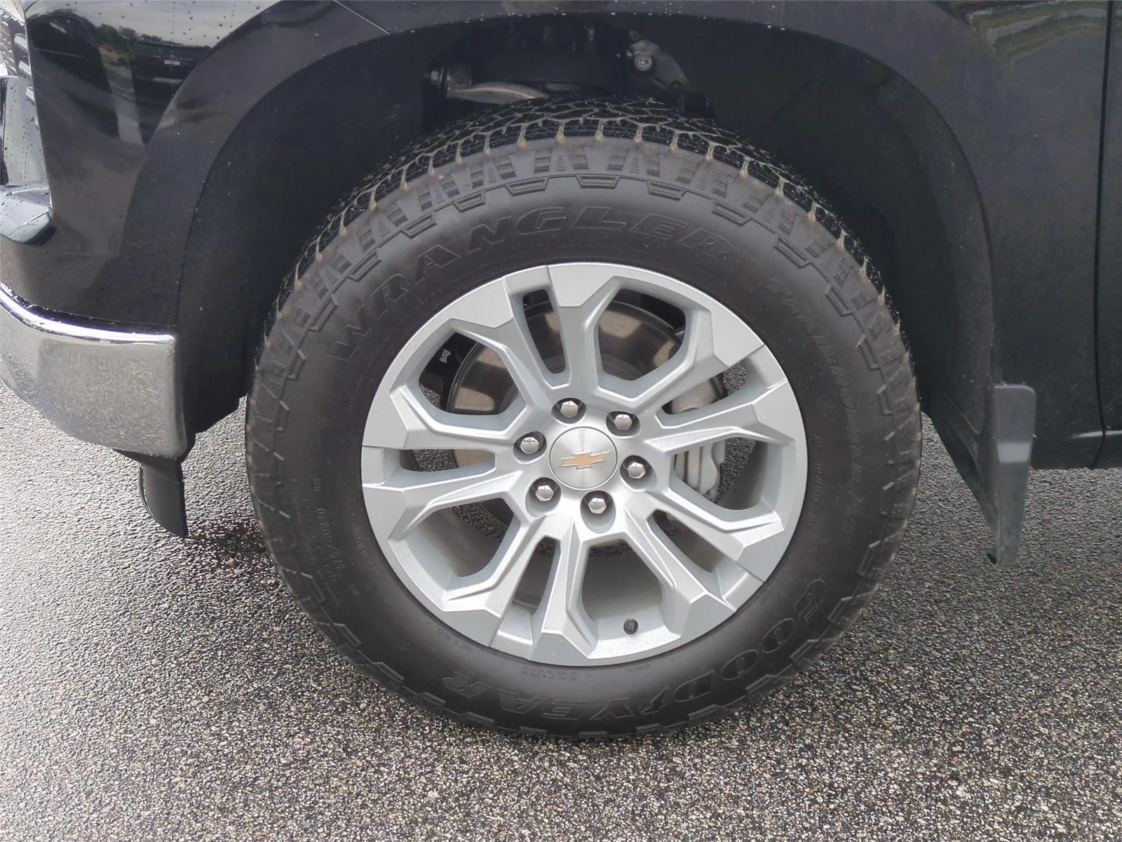 Used 2026 Black Chevrolet LTZ image 10