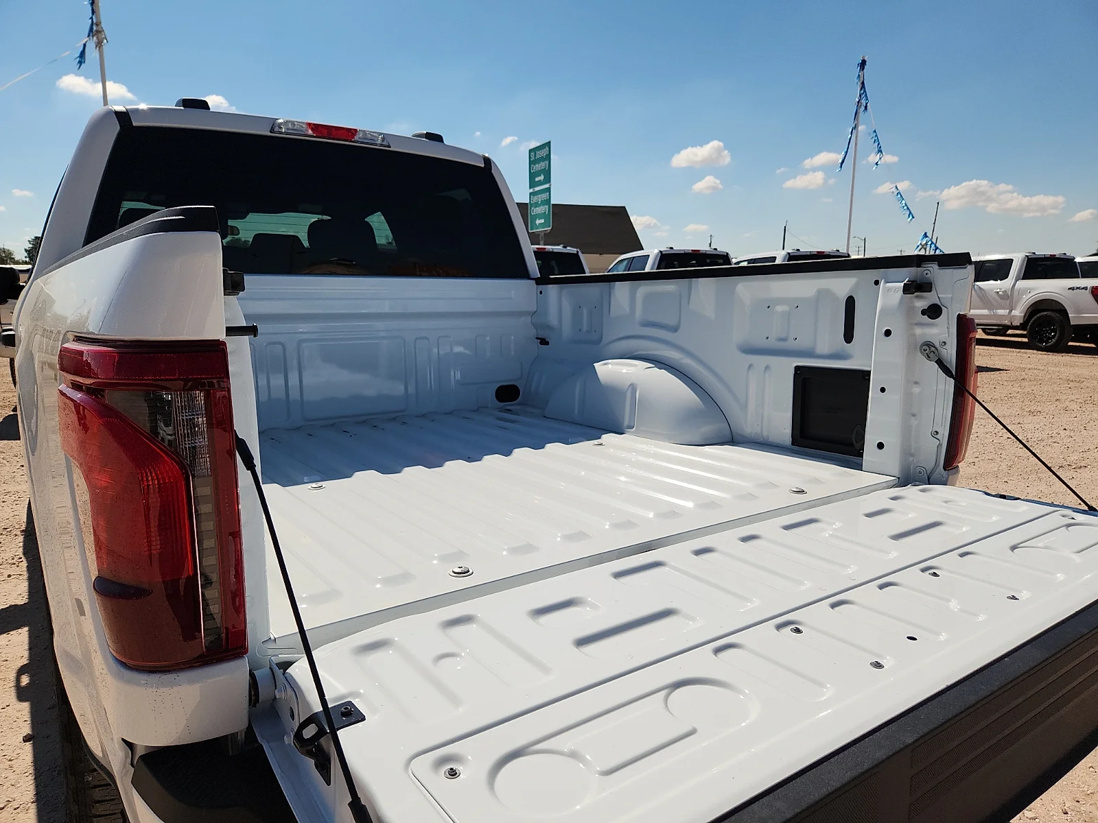 New 2026 Oxford White Ford STX image 12