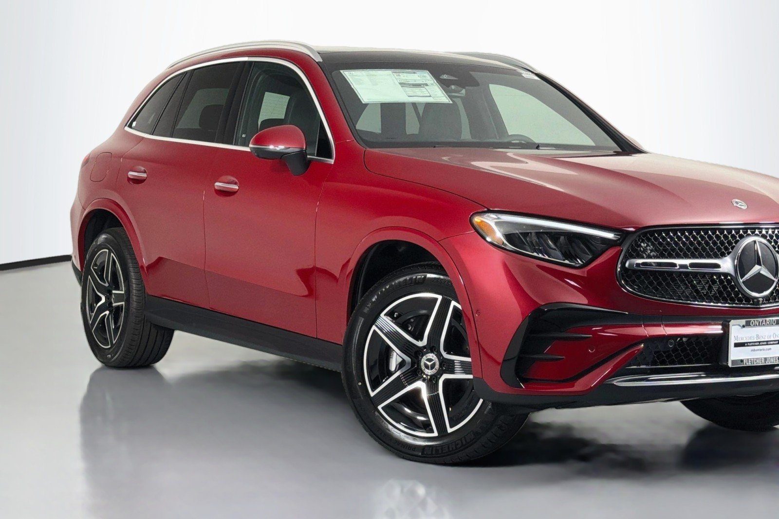New 2026 MANUFAKTUR Patagonia Red Metallic Mercedes-Benz GLC 300 4MATIC® SUV image 13
