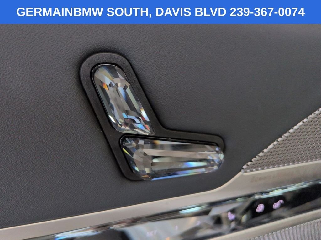 Certified Used 2025 White Metallic BMW 760i xDrive image 21