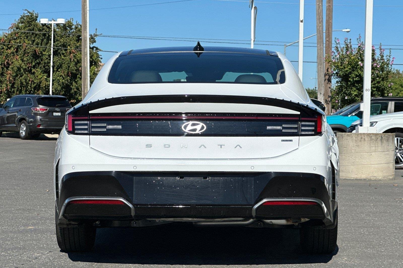 New 2026 Serenity White Hyundai Limited image 32