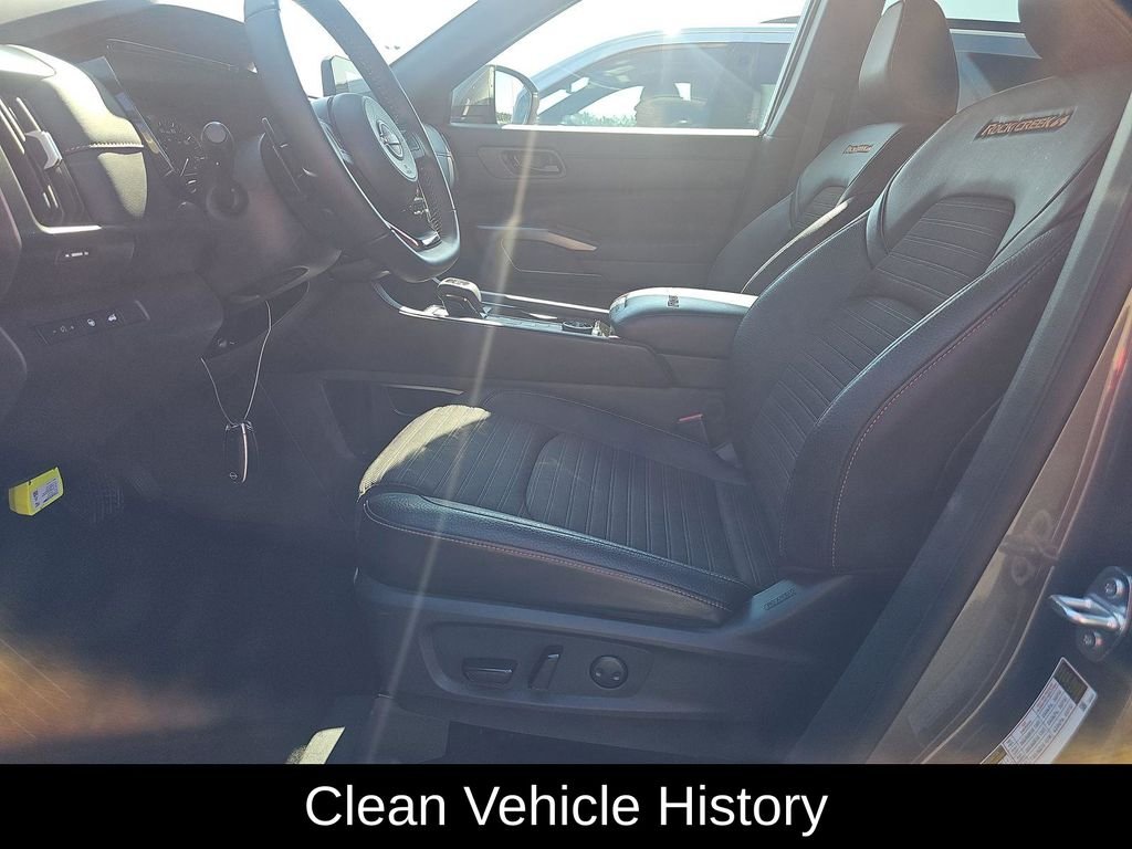Used 2025 Gray Nissan Rock Creek image 4