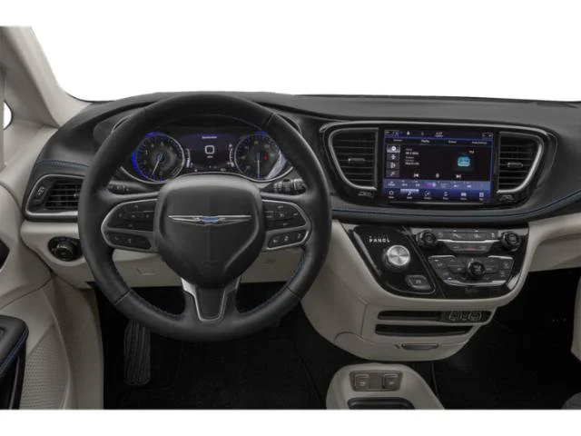 Used 2022 Silver Mist Clearcoat Chrysler Touring L image 10
