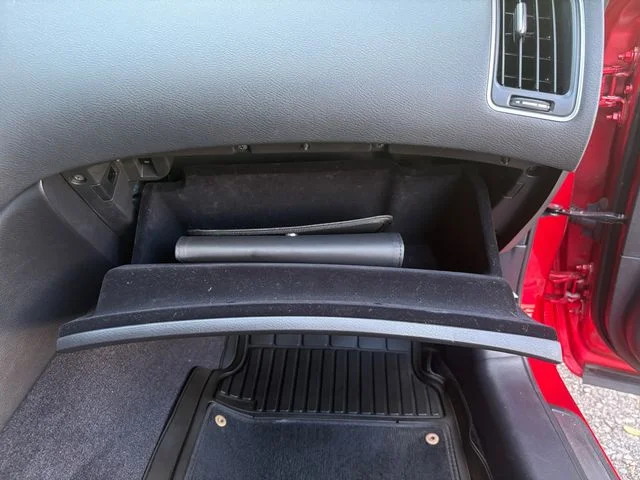 Used 2023 Red INFINITI LUXE image 32