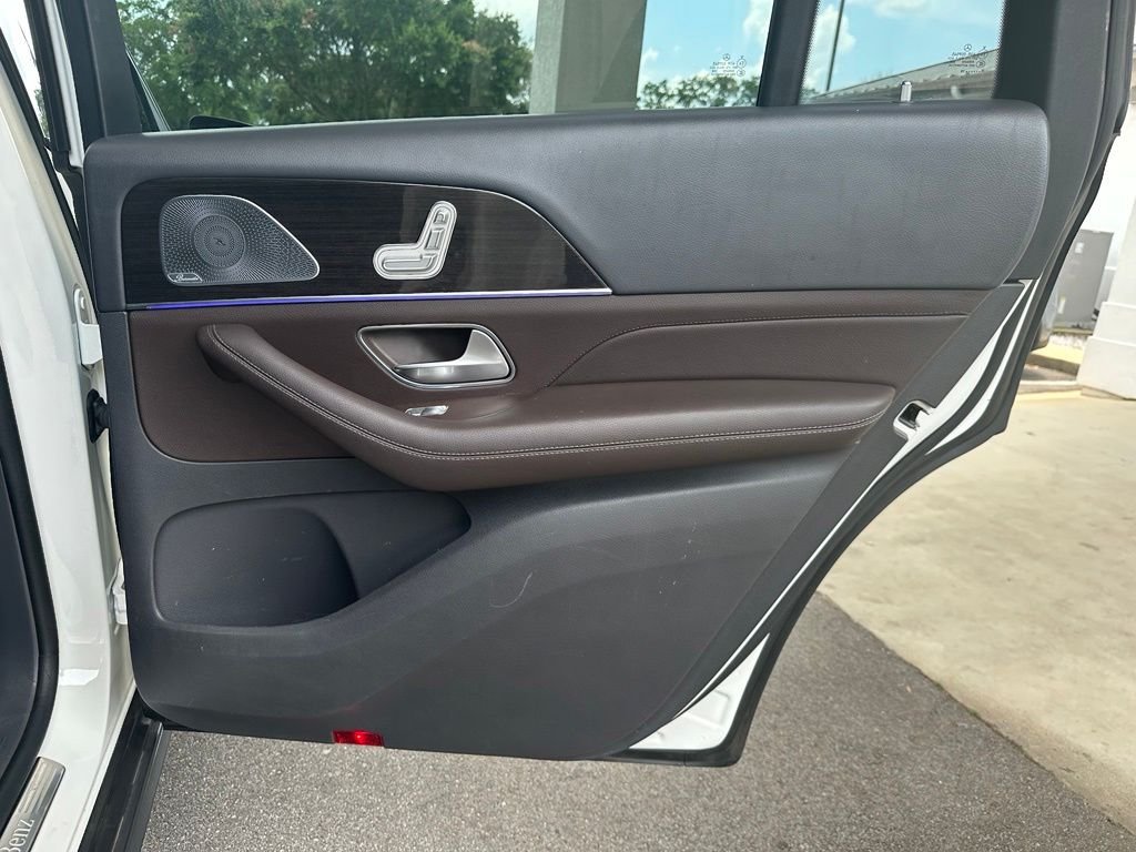 Used 2020  Mercedes-Benz GLS 450 image 33