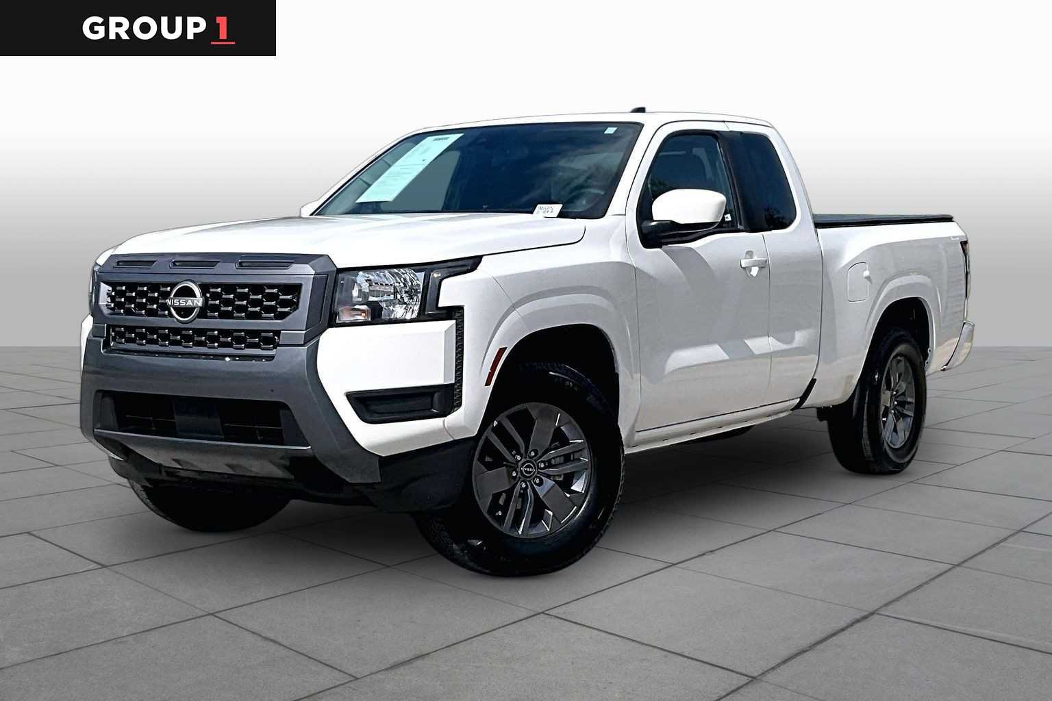 Certified Pre-Owned 2025 Nissan Frontier SV