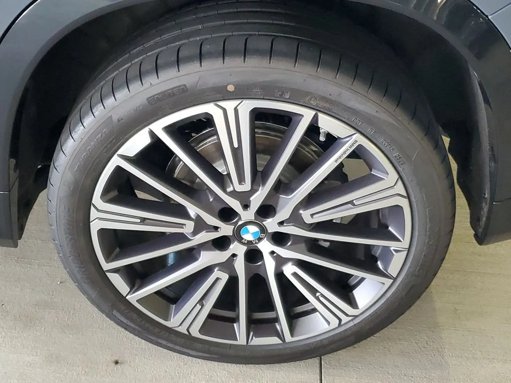 New 2027 Storm Bay Metallic BMW xDrive28i image 5