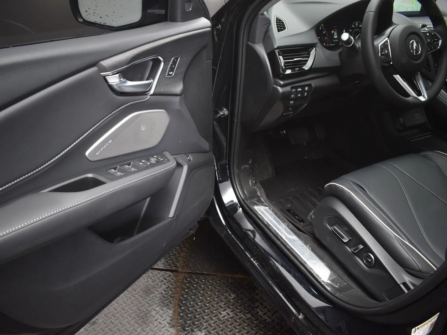 New 2026 Majestic Black Pearl Acura w/Advance Package image 6