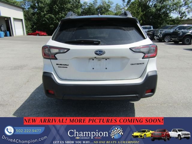 Used 2023 White Subaru Onyx Edition image 5
