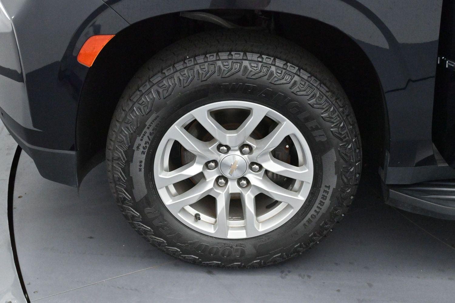 Used 2023 Midnight Blue Metallic Chevrolet LT image 32