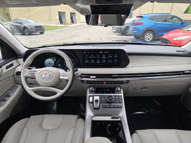 Used 2024 Red Hyundai Calligraphy image 15