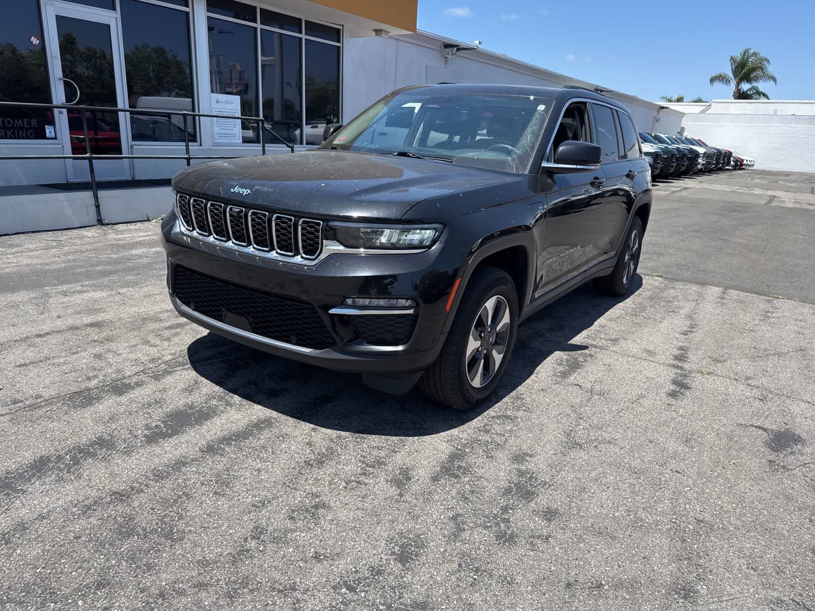2023 Jeep Grand Cherokee 4xe 4x4's photo