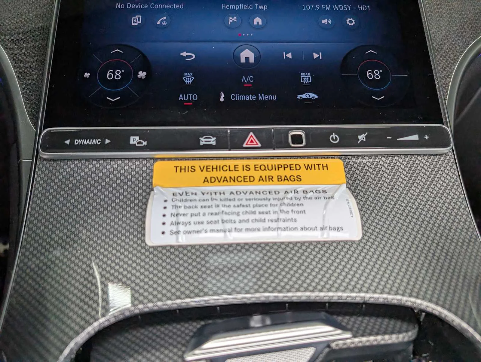 Used 2026 Polar White Mercedes-Benz GLC 300 image 29