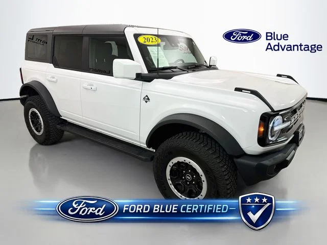 2023 Ford Bronco Outer Banks 4x4's photo