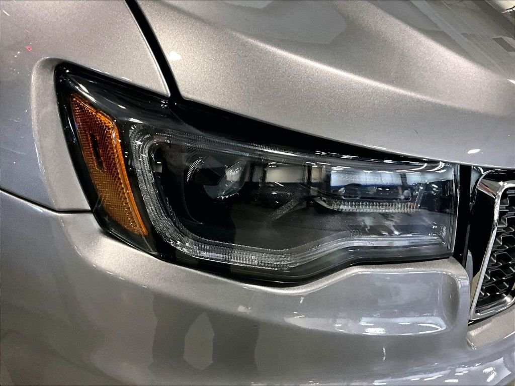 Used 2020 Silver Jeep Limited image 34