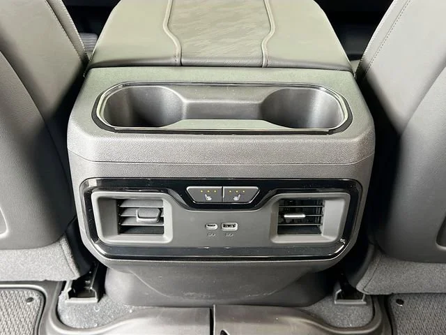2026 GMC Sierra 1500 AT4X - Photo 18