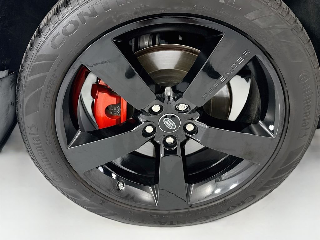 Used 2023 Santorini Black Metallic Land Rover X image 32