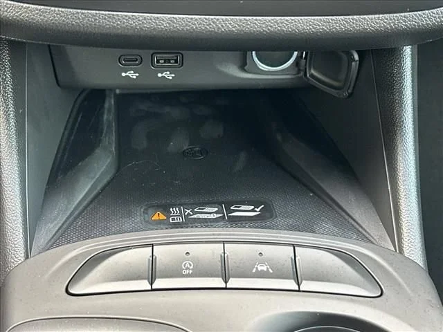 New 2026 Summit White Buick Preferred image 33